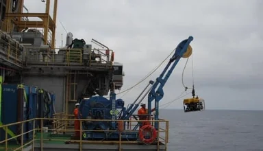 Equipametos em Unidades Offshore - Belov