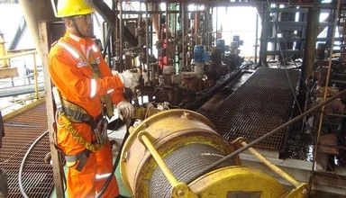 Locação, Instalação e Operação Offshore de Guincho para Ancoragem - Serviços Offshore Emersos Belov