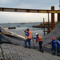 Porto da NFX no Porto de Açu - Obras Civis Subaquáticas Belov